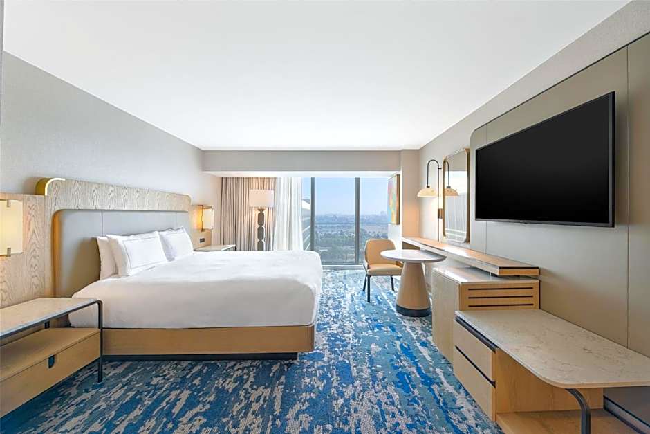 Hilton Anaheim Feature