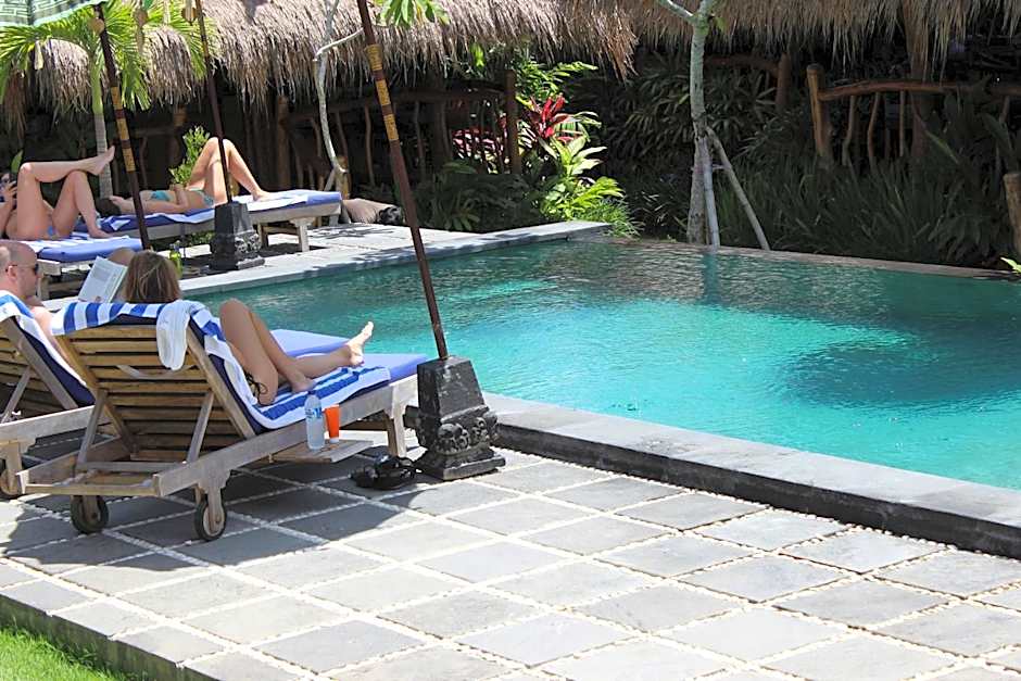 The Calmtree Bungalows
