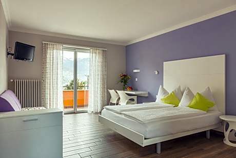 Comfort Double Room with Lake View