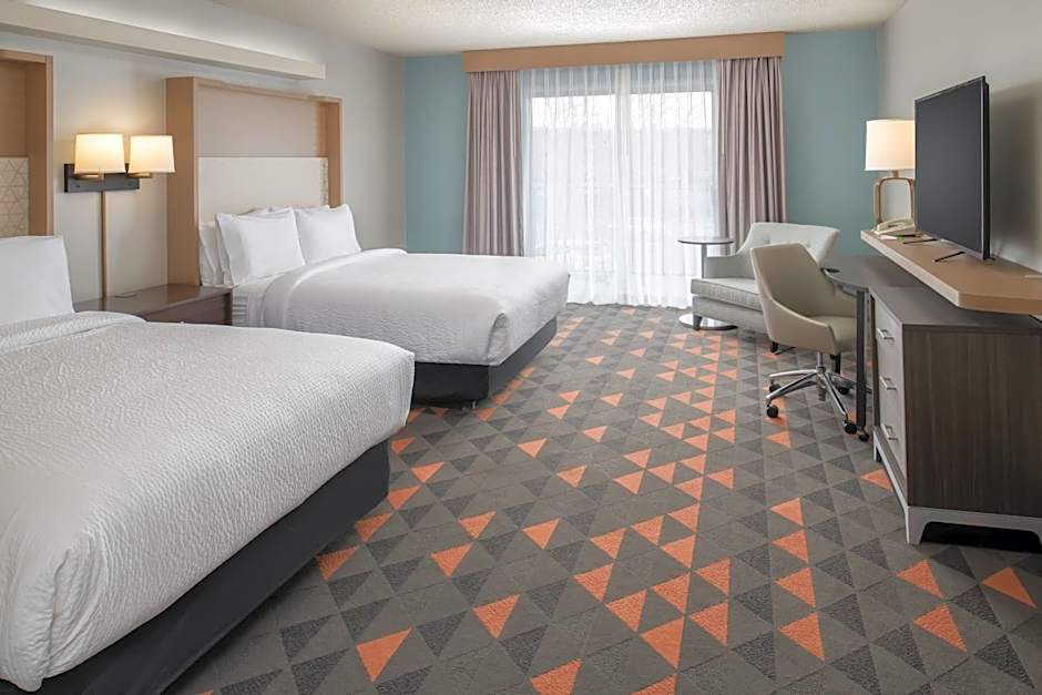 Photo 1 of 5 of Standard 2 Queen Beds, Mobility Accessible, Roll in Shower