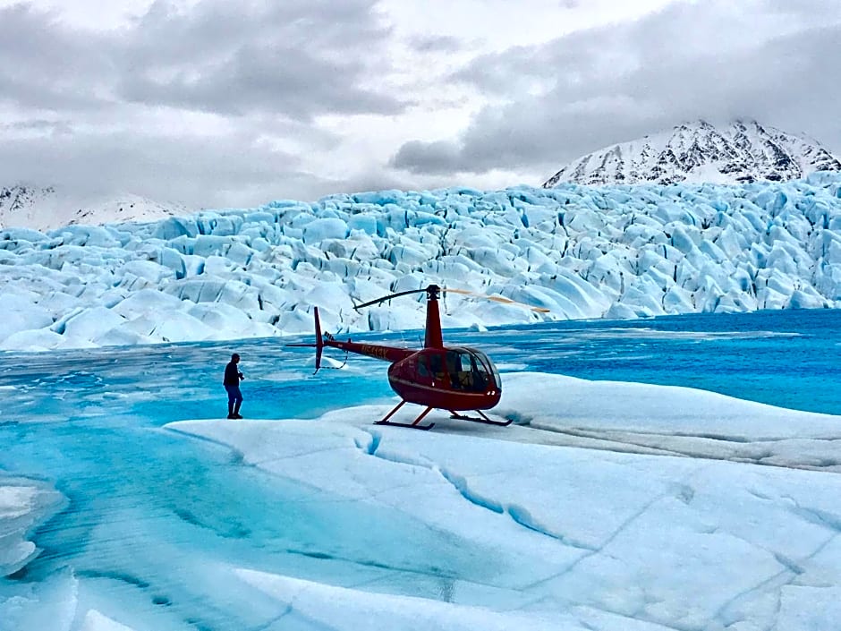 Alaska Glacier Lodge