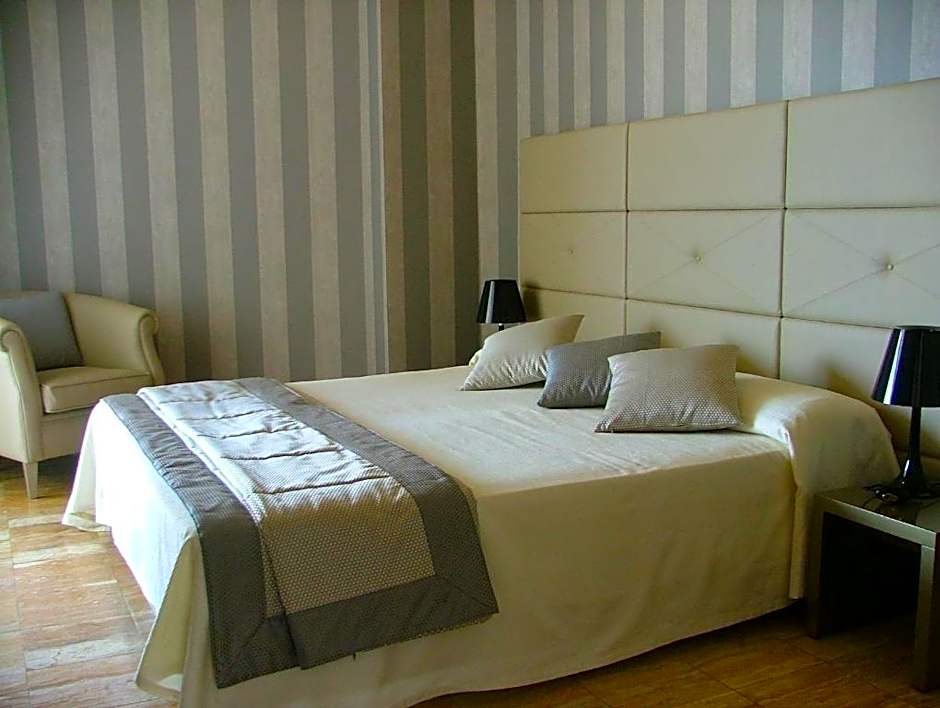 Hotel Santa Lucia Le Sabbie d'Oro