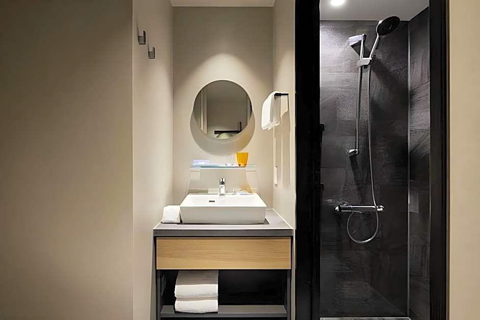 Oakwood Hotel Oike Kyoto