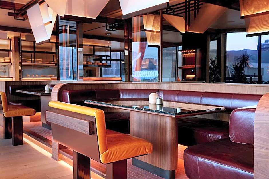 DoubleTree by Hilton Montreal