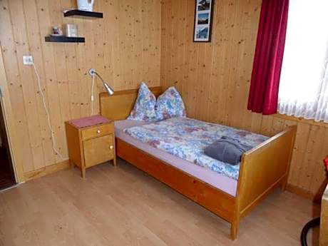 Single Room with Shared Bathroom