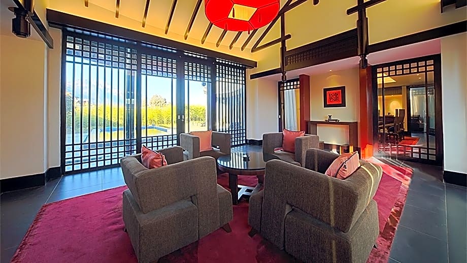 Banyan Tree Lijiang