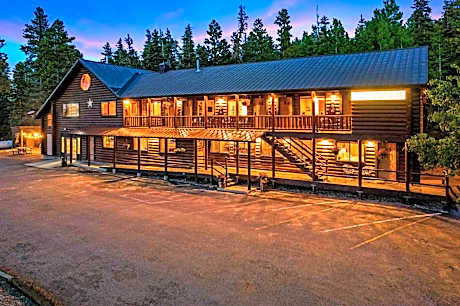 Duck Creek Village Inn