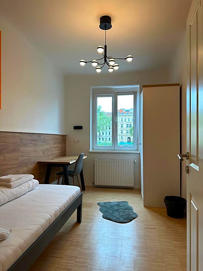 Lion`s Rooms n Apartments