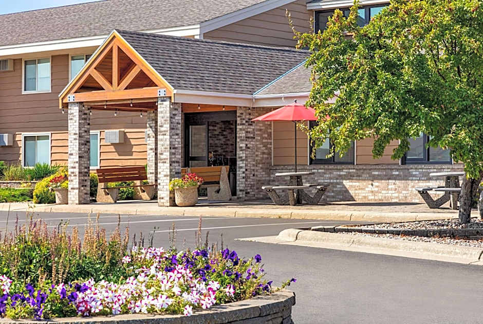 AmericInn by Wyndham Roseau
