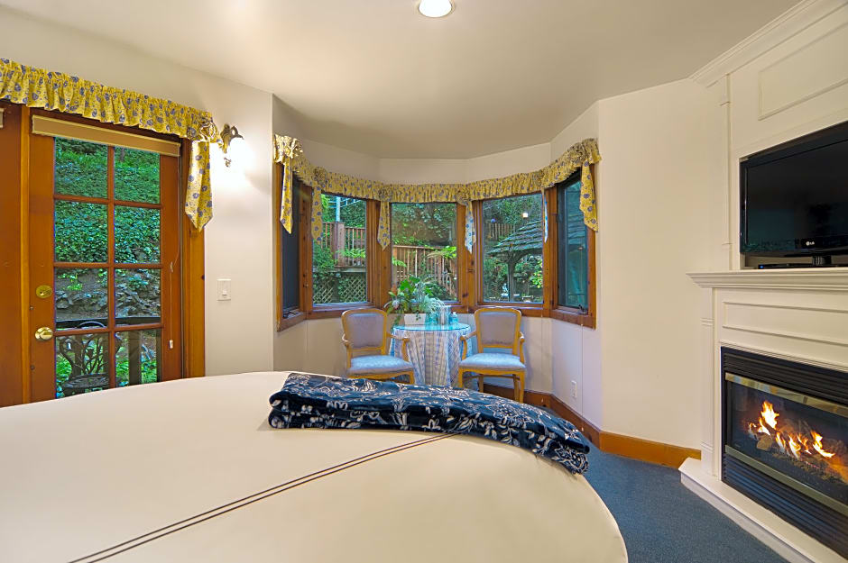Babbling Brook Inn
