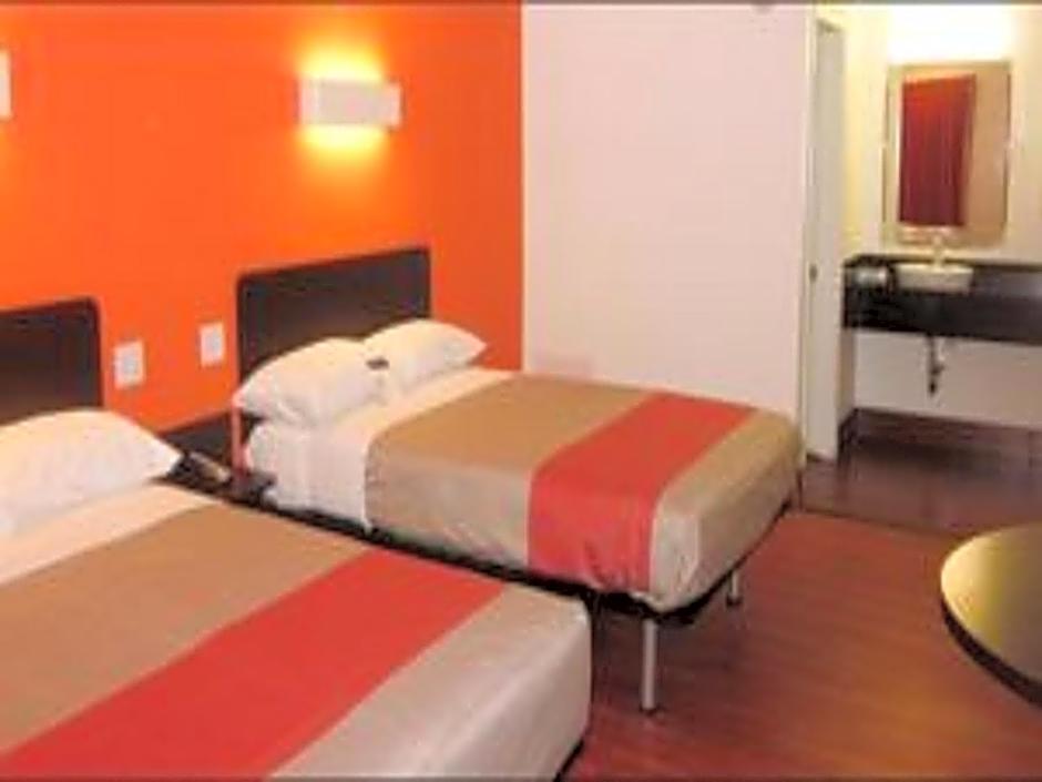 Motel 6-Glassboro, NJ - Rowan University