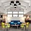 Hampton Inn By Hilton And Suites El Paso-Airport