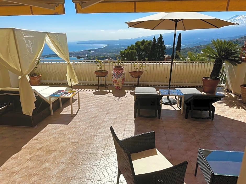 Villa Greta Hotel Rooms & Suites