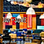 Moxy Ningbo Old Bund