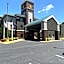La Quinta Inn & Suites by Wyndham Louisville East