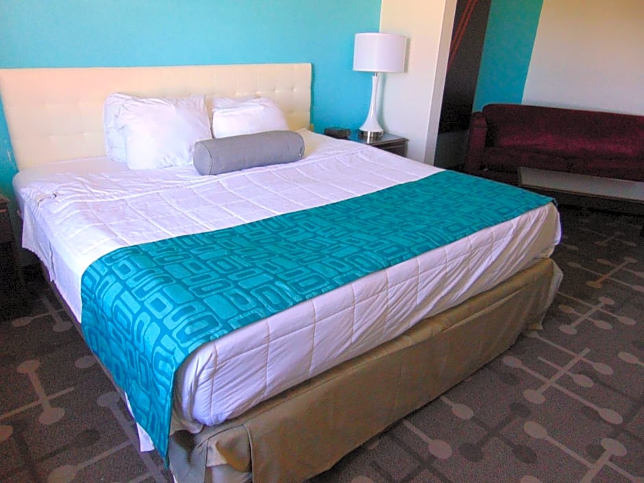 Howard Johnson by Wyndham Lubbock TX