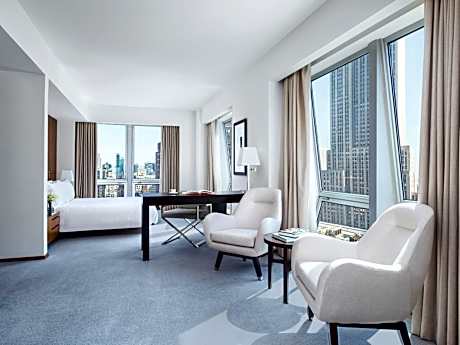 Junior Suite Empire State View with Club Access