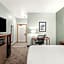 La Quinta Inn & Suites by Wyndham Newport
