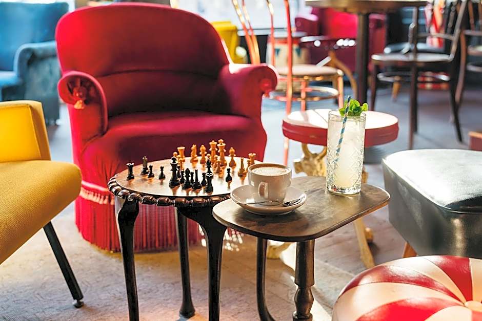 Ruby Lucy Hotel London by IHG