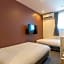 HOTEL R9 The Yard Togane
