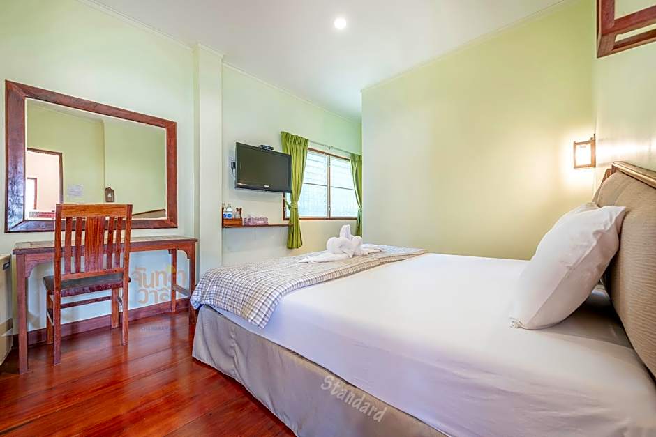 Chandra Varin Hometel