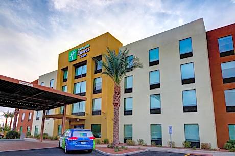 Holiday Inn Express & Suites North Phoenix/Scottsdale By IHG
