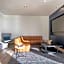 Marina Square Suites