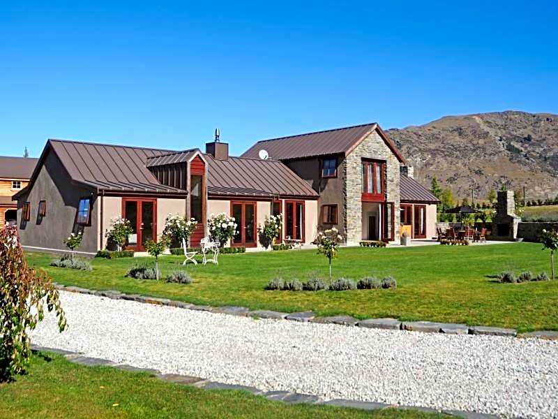 Three Thirty B & B