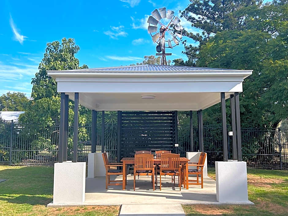 Dalby Fairway Motor Inn