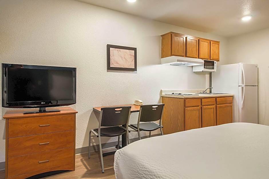 WoodSpring Suites Houston La Porte