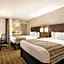Country Inn & Suites by Radisson, Fergus Falls, MN