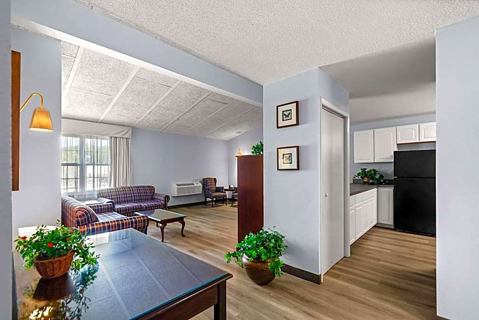 Clarion Inn Falls Church-Arlington