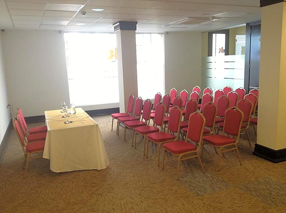 Puerto Mercado Hotel