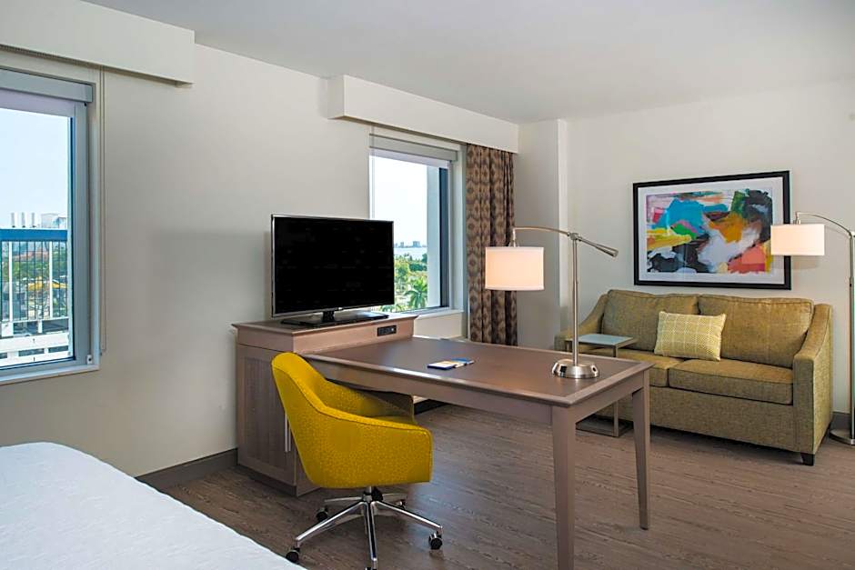 Hampton Inn By Hilton & Suites Miami Midtown, FL
