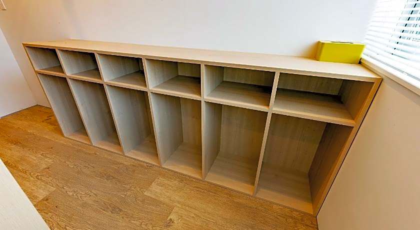 plat hostel keikyu kamakura wave