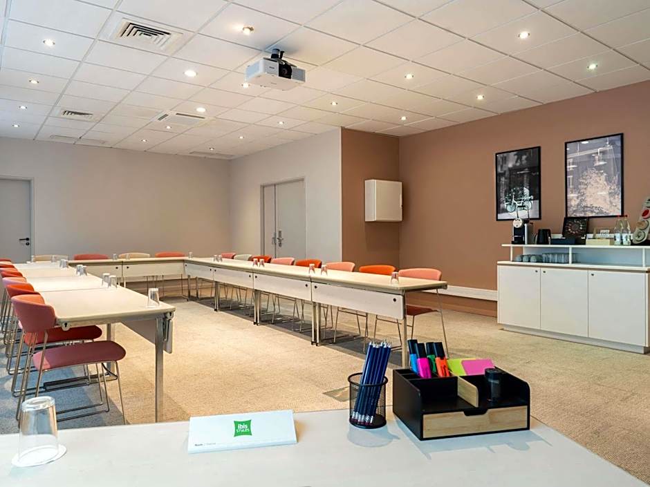 ibis Styles Paris Porte dOrleans