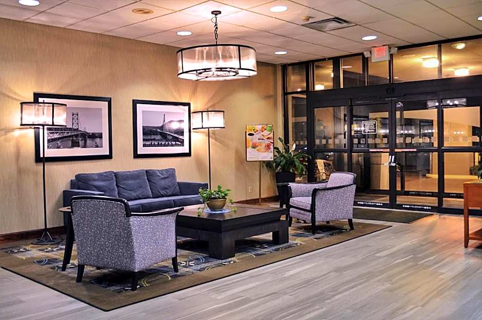 Holiday Inn Weirton-Steubenville Area By IHG