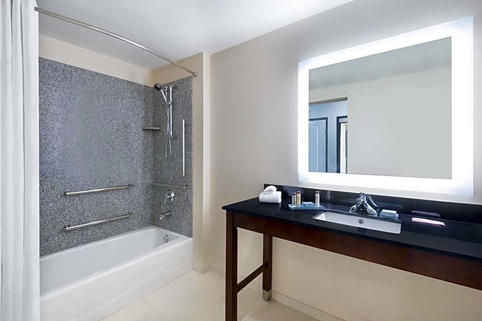 Wingate by Wyndham Sidney