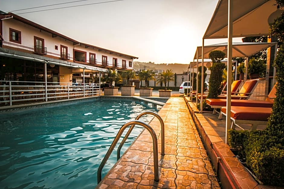 Hotel & Suites Posada Molina