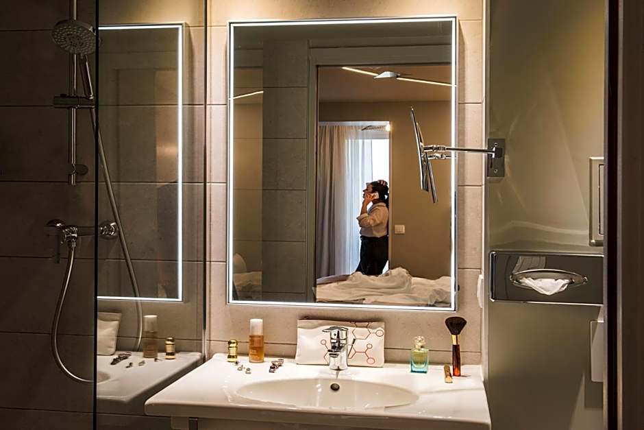Mercure Paris Pont de Levallois Neuilly