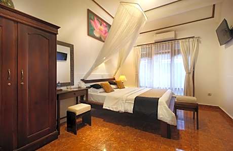 Standard Double Room with Kitchenette
