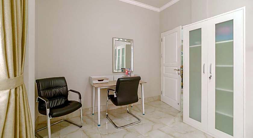 RedDoorz near Taman Makam Pahlawan Cikutra