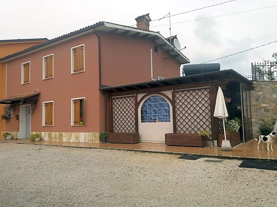 LA VIGNA FIORITA B&b