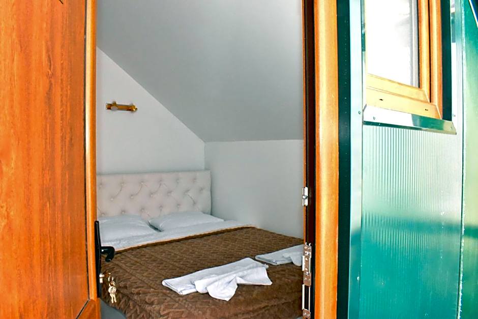 Hotel Korab Trnica
