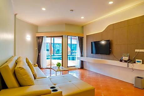 One Bedroom Family Suite