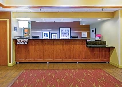 Hampton Inn Marion