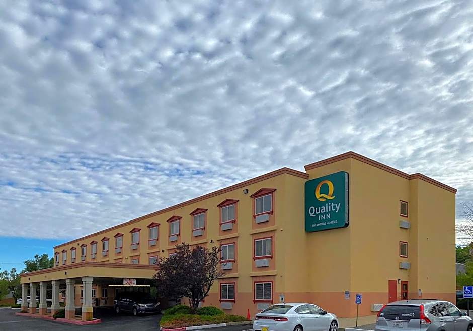Quality Inn