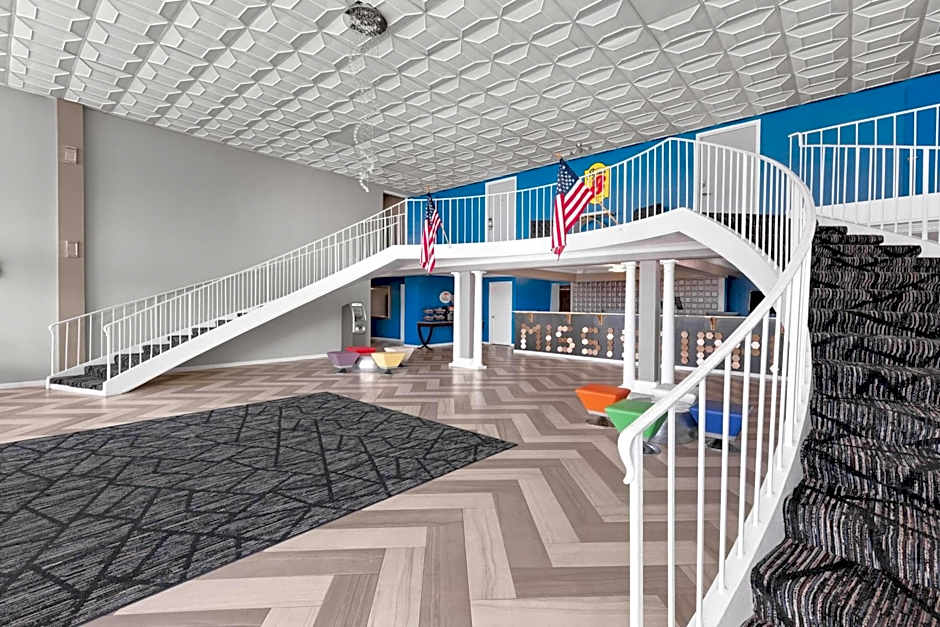 Super 8 by Wyndham Biloxi at the Beach