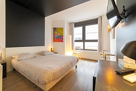 Double Room with Private Bathroom