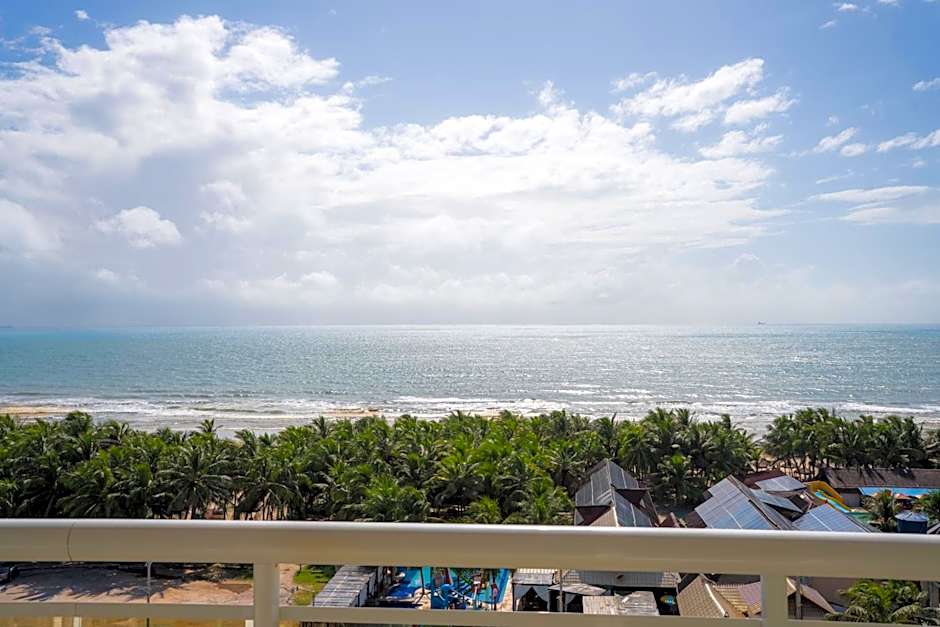 Crocobeach Hotel